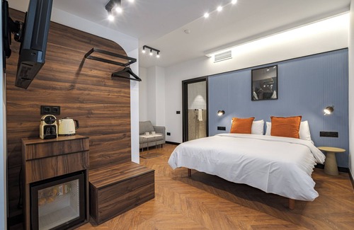 San Diego Hotel | Style Suites by Olala Homes
