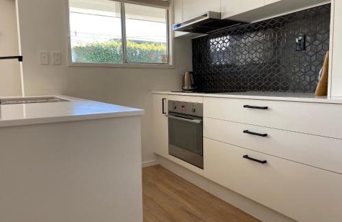 Tauranga South Casa | Styley on Briarley, walk to CBD and hospital