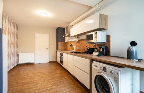 Neubeckum Apartamento | Stylische große 5-Zimmerwohnung-WLAN-Free Parking-