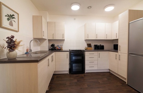 Ladywell Apartamento | Stylish 1 -bed Apartment in Lewisham - 15 mins to London Bridge and Greenwich