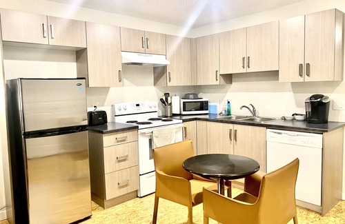 Fort Saskatchewan Condominio | Stylish 1 bedroom suit in Fort Saskatchewan 4106