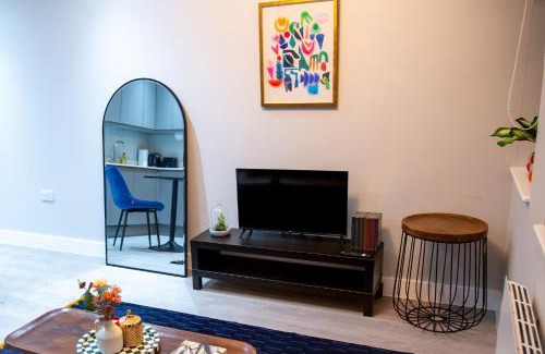Slough Apartamento | Stylish 1-Bedroom Apartment in Slough with Parking