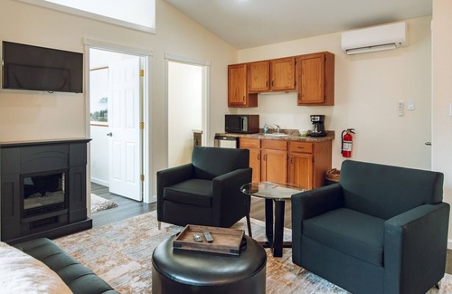 Saugatuck Apartamento | Stylish 1-bedroom Suite in Downtown Saugatuck