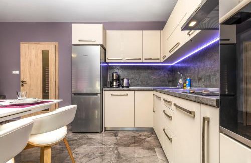 Plovdiv Apartamento | Stylish 1BD flat with a Parking Spot by Flat Mаnager