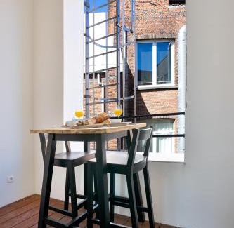 South Antwerp Apartamento | Stylish 1BR close to KMSKA