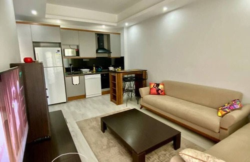 Avsallar Apartamento | Stylish 1BR Flat Pool View & 10 min Walk to Beach