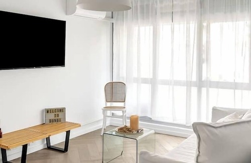 Bondi Junction Casa | Stylish 1BR Haven in Bondi Junction