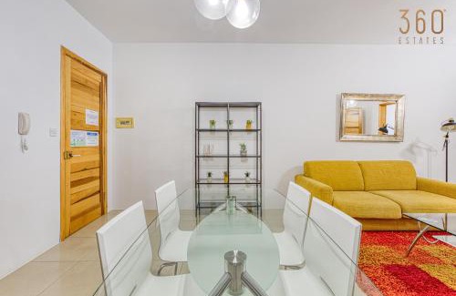 St. Andrew's Apartamento | Stylish 1BR home with full amenities in Swieqi by 360 Estates