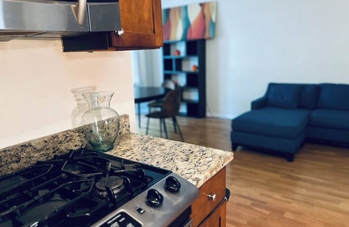Oakland Condominio | Stylish 1BR in Bronzeville Near Downtown Cozy Stay w/Free Wifi