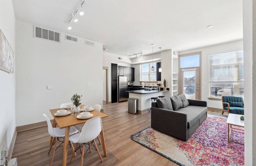 Deep Ellum Apartamento | Stylish 1Br in Deep Ellum with Free Parking Near Baylor Med