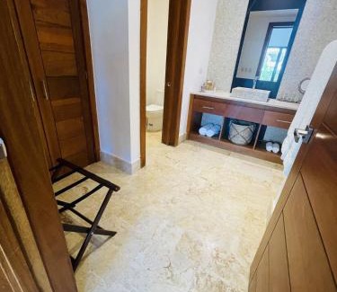 Las Terrenas Apartamento | Stylish 1BR, Pools & Walk to Beach - Sublime