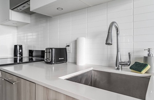 Garden District Apartamento | Stylish 1BR Studio in Toronto