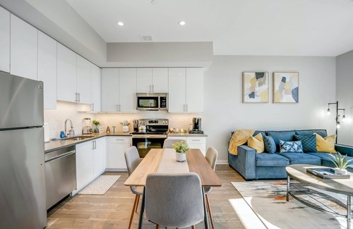 Hackensack Apartamento | Stylish 1br Unit. Parking. Easy Ride to NYC