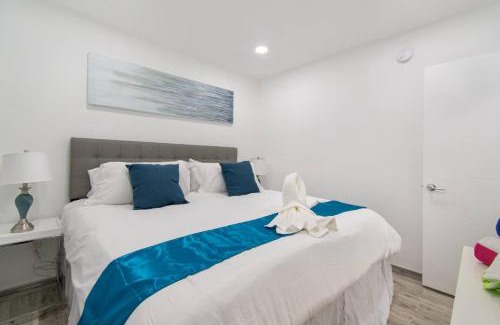 Hollywood Apartamento | Stylish 1BR Walk to the Beach 1