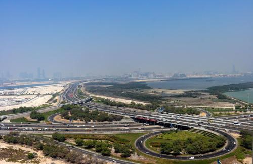 Nad Al Sheba Apartamento | Stylish 1BR with Skyline Views Sobha Crest, Hartland