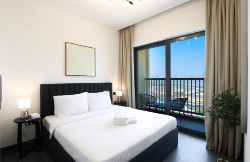 Nad Al Sheba Apartamento | Stylish 1BR with Skyline Views Sobha Crest, Hartland