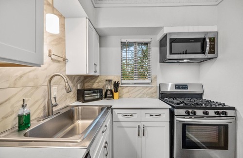 Zilker Apartamento | Stylish 1BR Zilker Evonify