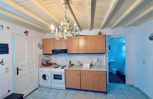 Ornos Apartamento | Stylish 2 Bd Escape Apt at Ornos Beach