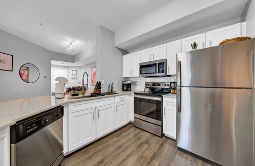 Countryway Apartamento | Stylish 2-Bed/2-Bath Tampa Apartment: Comfort Meets Convenience for Corporate Travelers