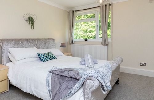 Horsham Apartamento | Stylish 2 bed apartment in Horsham by 247Lets