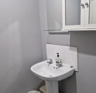 Coventry Apartamento | Stylish 2-Bed Apartment - Sleeps 4 Parking & WiFi