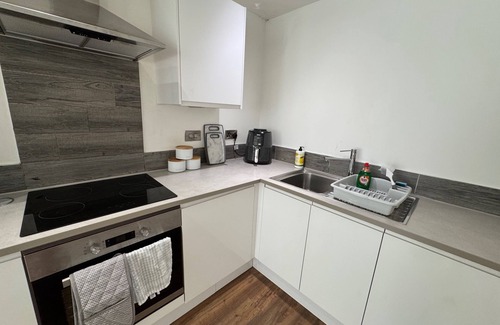 Salford Apartamento | Stylish 2-Bed Apt Private Parking 10mins to Centre