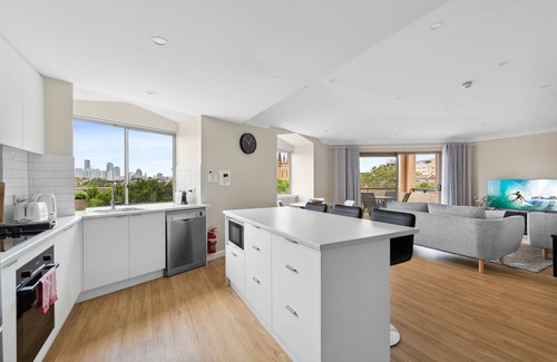 Camperdown Apartamento | Stylish 2-Bed Camperdown Apartment with Balcony