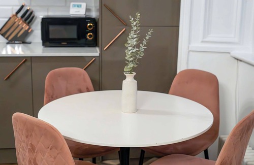 Arniston Apartamento | Stylish 2 Bed Flat-free Parking