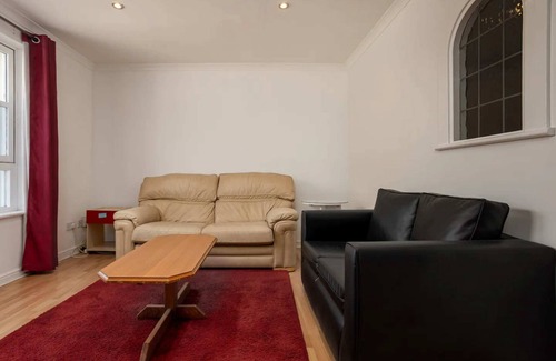 Bonnington Apartamento | Stylish 2 Bedroom Apartment Near the City Centre