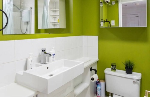Bonnington Apartamento | Stylish 2 Bedroom Apartment Near the City Centre