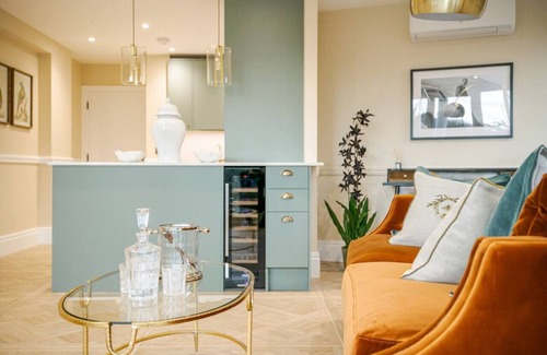 Turnham Green Apartamento | Stylish 2-Bedroom Apartment in the heart of Chiswick, London
