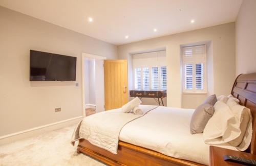 Kelvinbridge Apartamento | Stylish 2 Bedroom Apartment In Park Circus, West End