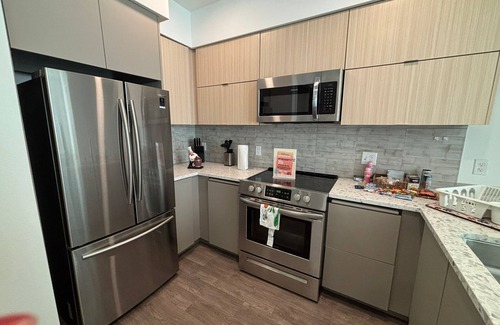 Koreatown Hotel | Stylish 2-Bedroom Deluxe Apart-Hotel in the Heart of Koreatown