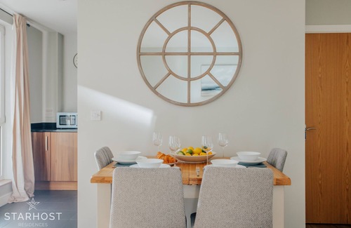 Southampton City Centre Apartamento | Stylish 2 bedroom apartment on Ocean Village marina