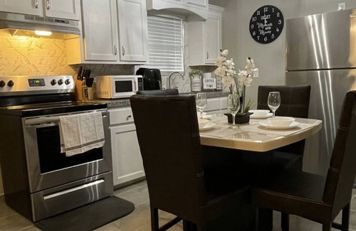 Salineno Condominio | Stylish 2-bedroom unit