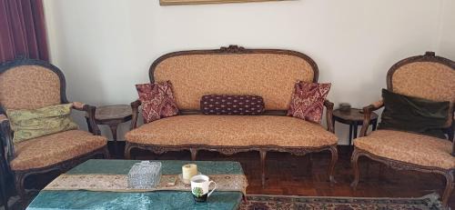 Agouza Apartamento | Stylish 2 BR apartment by Nile, Agouza, Zamalek & Downtown