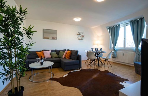 Ottakring Apartamento | Stylish 2 Floor Penthouse 15 min to City Center