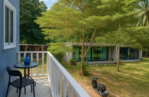 Bang Bao Bay Casa | Stylish 2 Story Building, 2 Bungalows. Unit A.