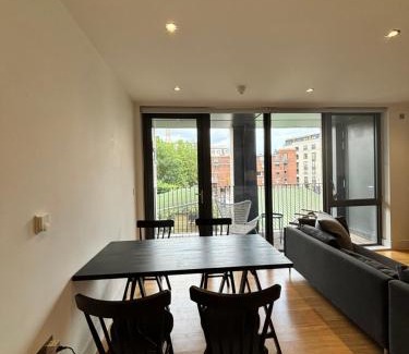 Golborne Apartamento | Stylish 2BD Near Notting Hill