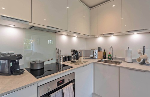 Gravesend Apartamento | Stylish 2BR Apartment at Trinity Point, Gravesend