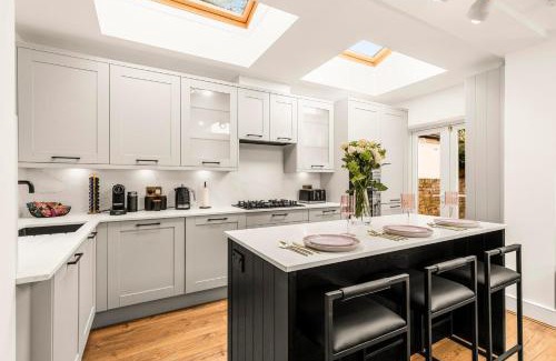Islington Apartamento | Stylish 2BR Apt in Highbury & Islington with Garden