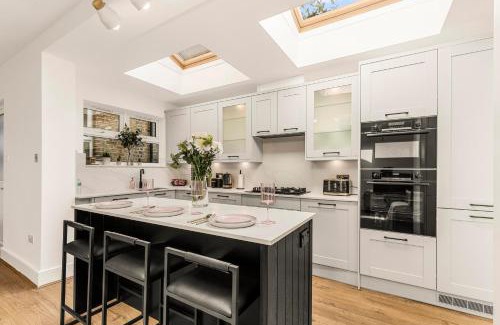 Islington Apartamento | Stylish 2BR Apt in Highbury & Islington with Garden