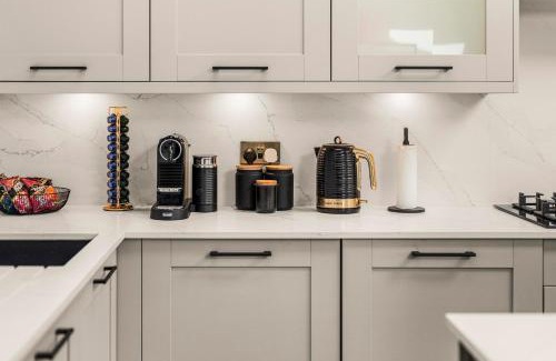 Islington Apartamento | Stylish 2BR Apt in Highbury & Islington with Garden