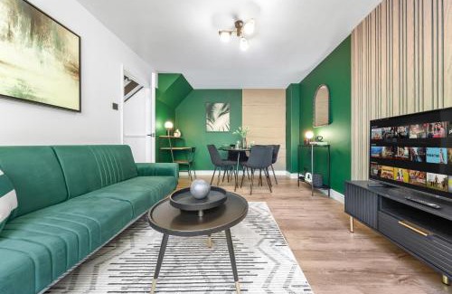 Luton Apartamento | Stylish 2BR Flat near Airport & Stadium, Sleeps 6