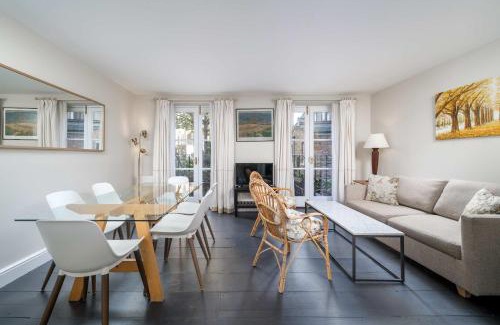 Pimlico Apartamento | Stylish 2BR Flat with Garden Near Buckingham Palace