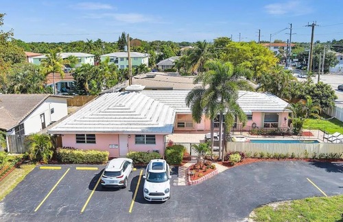 Coral Ridge Isles Apartamento | Stylish 2BR unit Ft Lauderdale Pool close to Beach