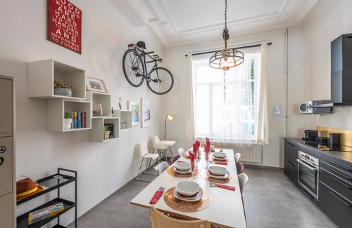 Brussels Apartamento | Stylish 3 Bd 3 Bath Duplex In Brussels