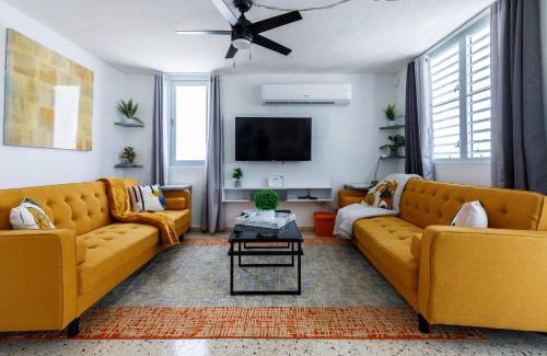 Machos Casa | Stylish 3 Bed-2Bath with Pool & Solar Panels