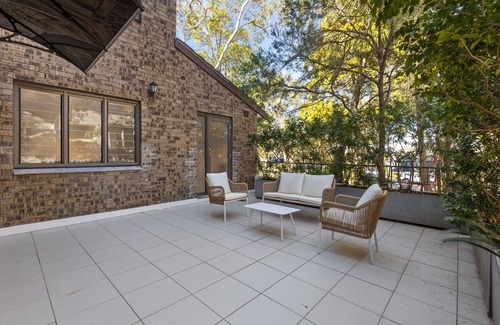 Newport Apartamento | Stylish 3-Bed Newport Stay with Balcony