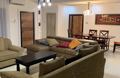 Ikoyi Apartamento | Stylish 3 Bedroom Apartment next door to Wheatbaker Hotel in Old Ikoyi, Lagos